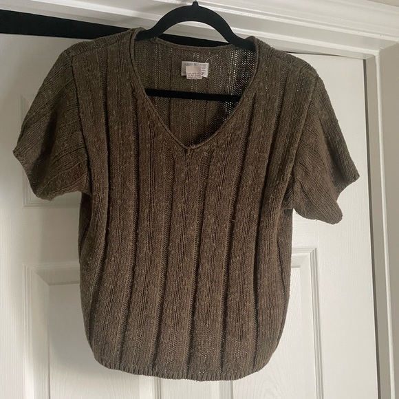Abercrombie and Fitch short sleeve sweater - Picture 1 of 5